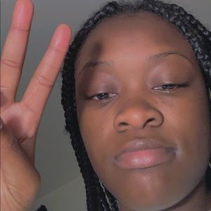 Meet your Posher, Alexus